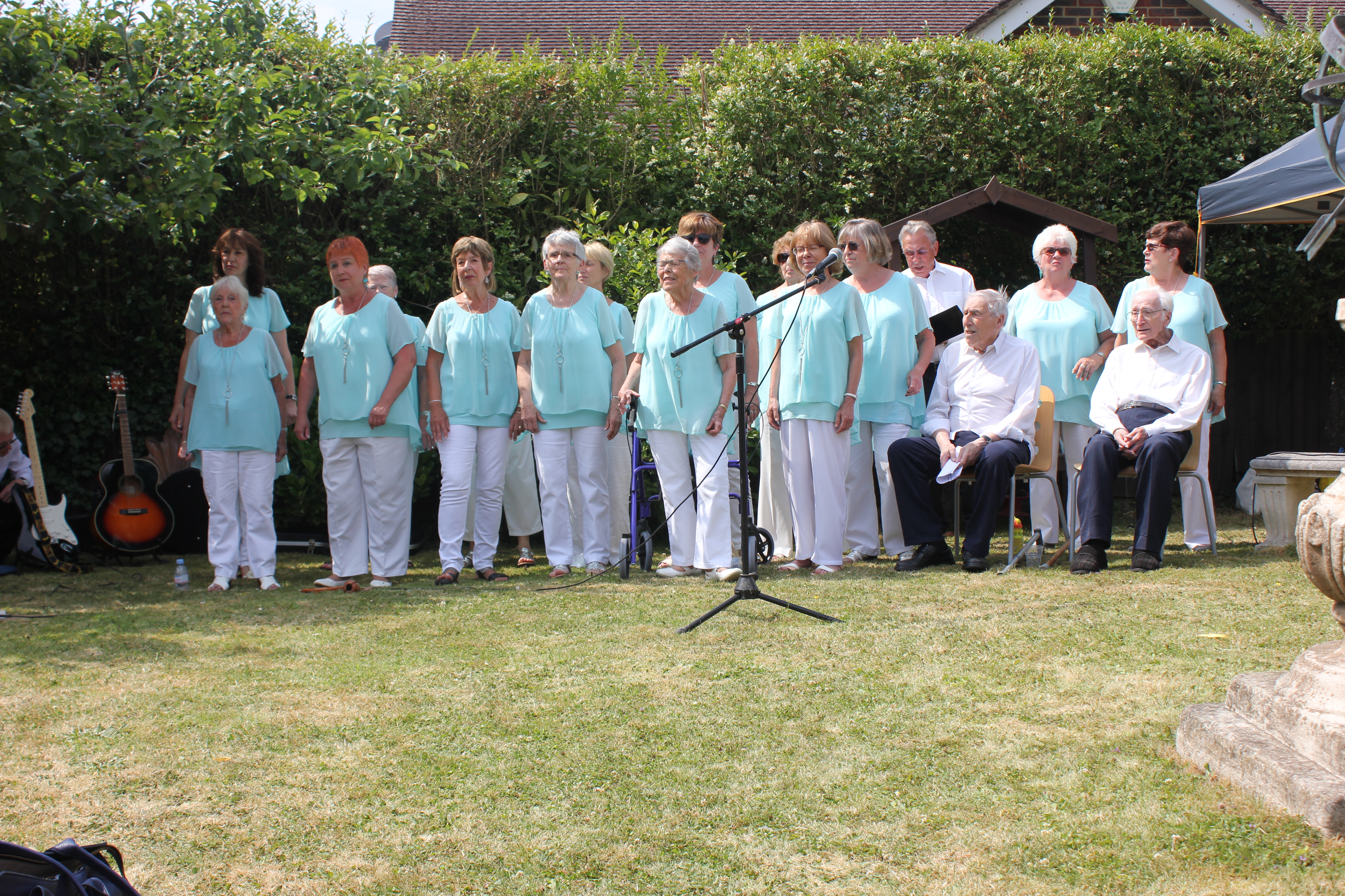 Carefree Singers performing at Music In The Garden